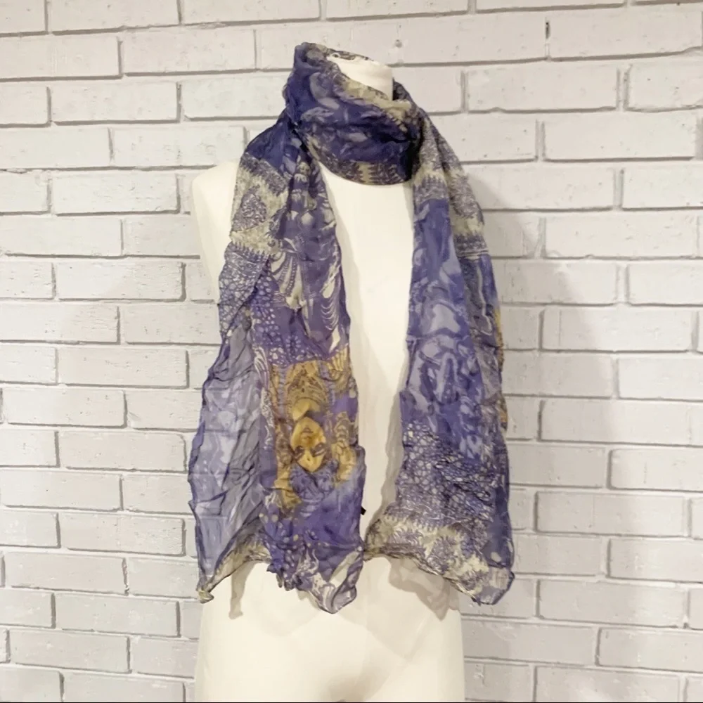 Lightweight Women’s Blue Goddess‎ Print Scarf